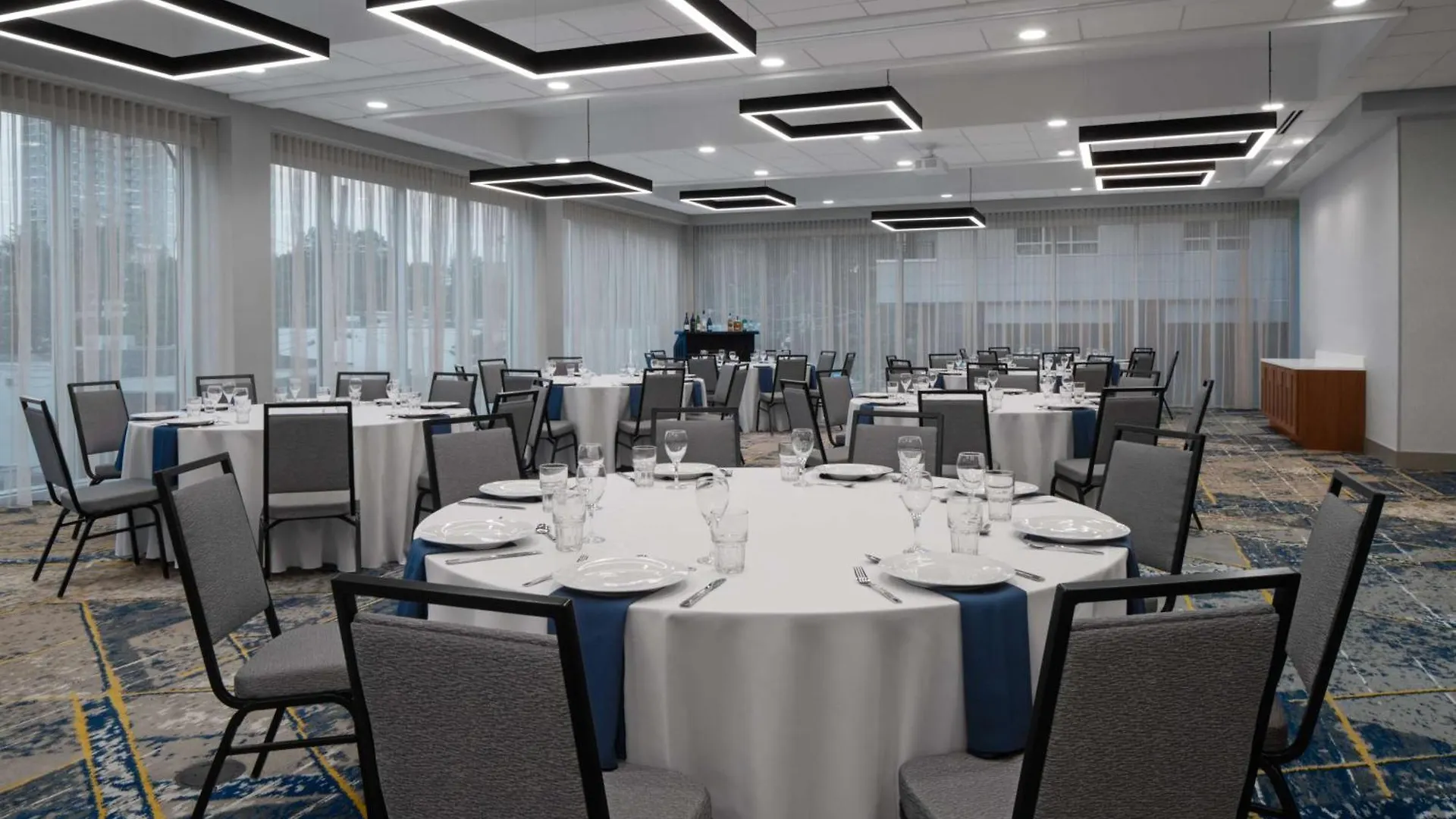 Homewood Suites By Hilton Charlotte Uptown First Ward 3*,